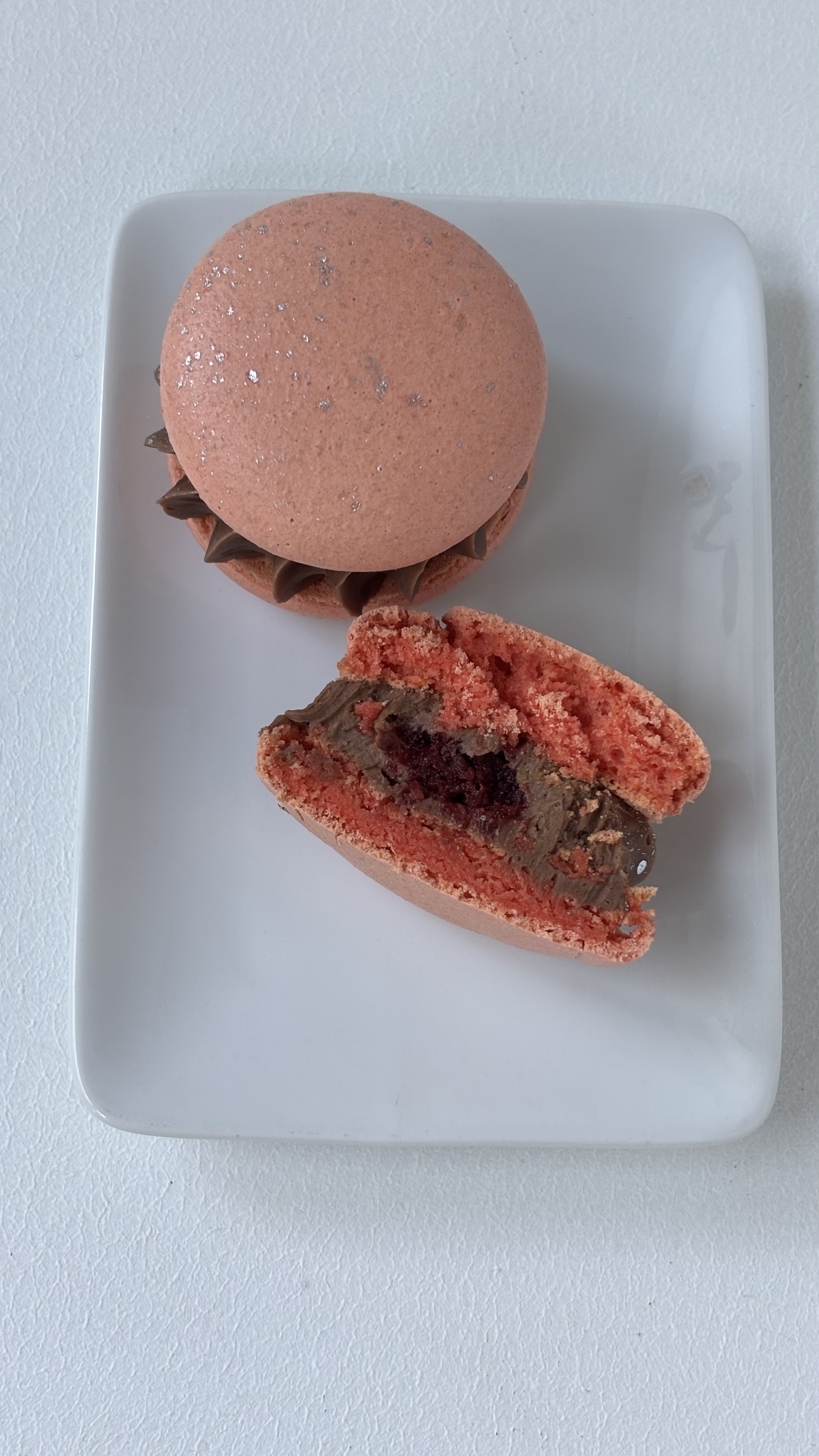 Макаронс Вишня — Чізкейк